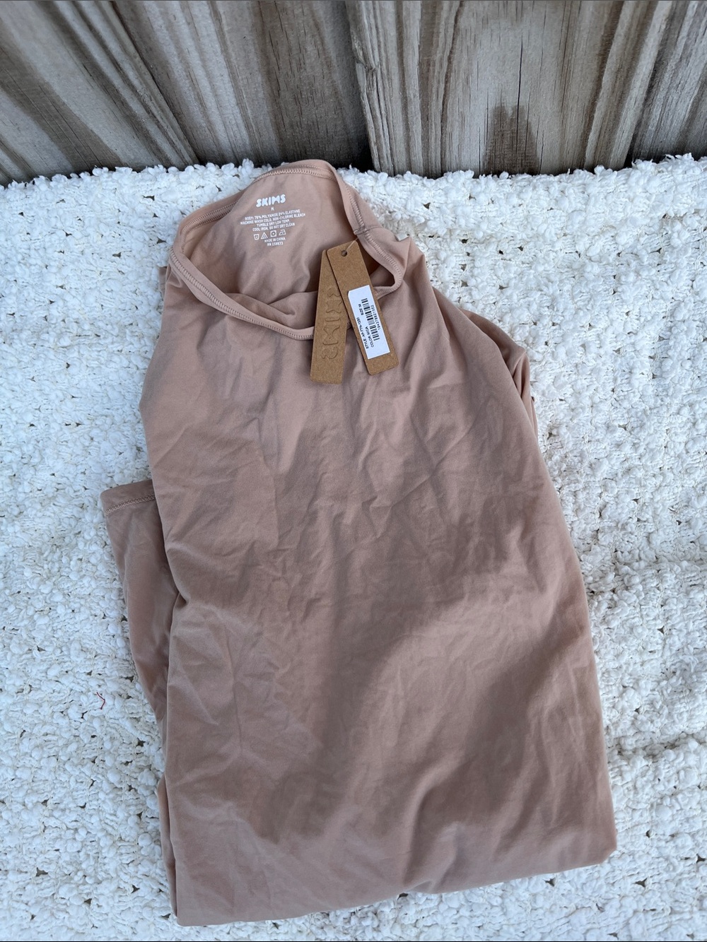 NWT Size M SKIMS Every day Long Sleeve mock neck top.